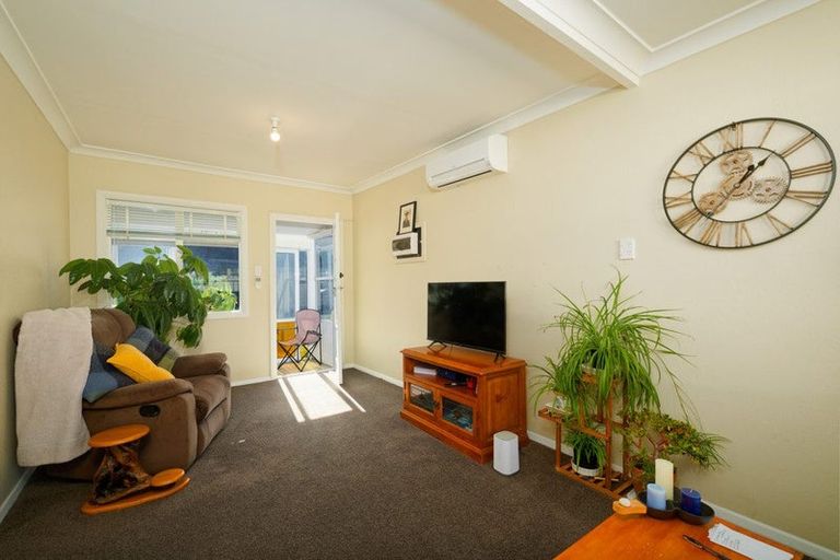 Photo of property in 2/132 Esplanade, Kaikoura, 7300