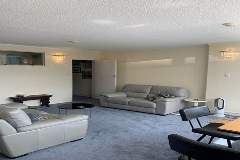 Photo of property in Jerningham Apartments, 20 Oriental Terrace, Oriental Bay, Wellington, 6011