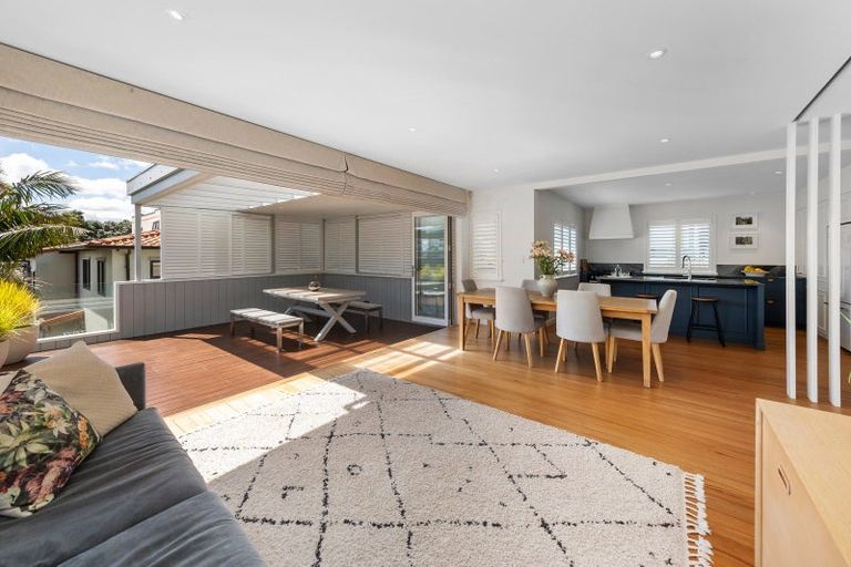 Photo of property in 68 St Michaels Avenue, Point Chevalier, Auckland, 1022