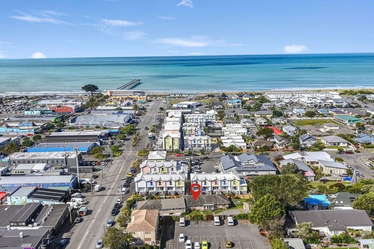 Photo of property in 3/63 Beresford Street, New Brighton, Christchurch, 8061