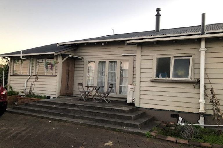 Photo of property in 297b Porchester Road, Takanini, 2112