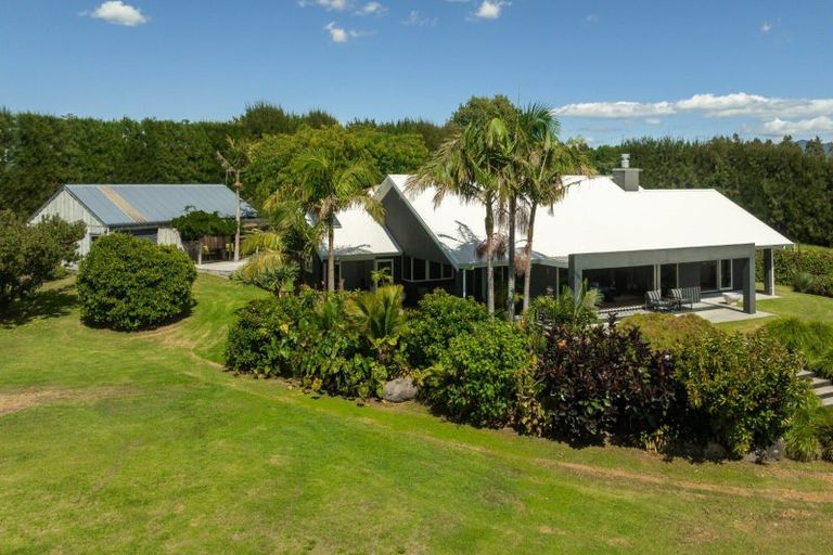 Photo of property in 63 Ongare Point Road, Tahawai, Katikati, 3170