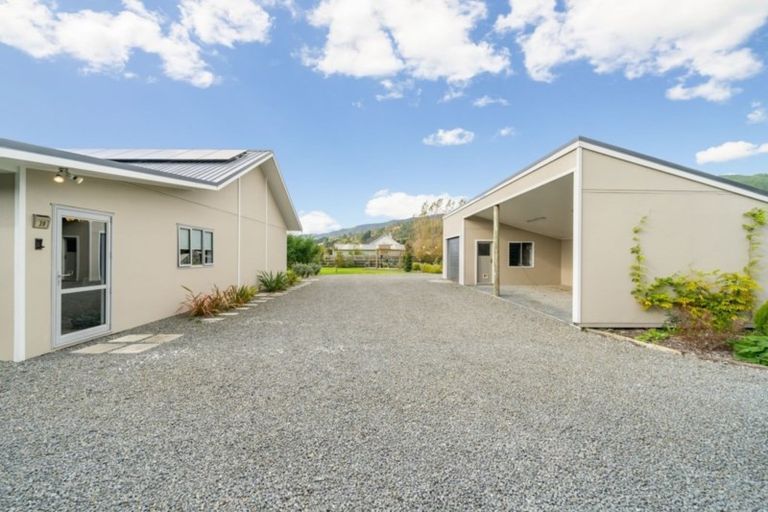 Photo of property in 39 Mangaroa Valley Road, Mangaroa, Upper Hutt, 5371