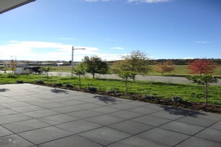 Photo of property in 300 Tauhara Ridge Drive, Richmond Heights, Taupo, 3330