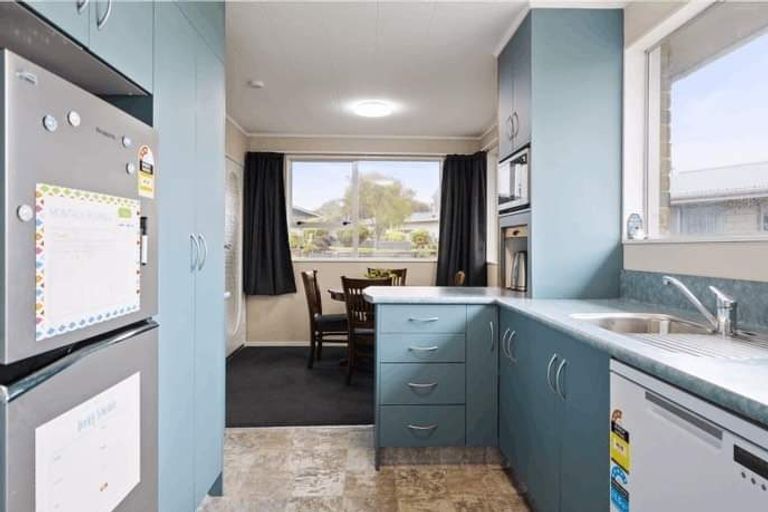 Photo of property in 10 Cassandra Street, Stratford, 4332