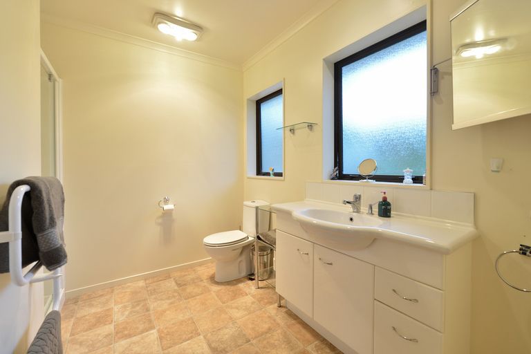 Photo of property in 34 Tauraroa Road, Maungakaramea, Whangarei, 0178