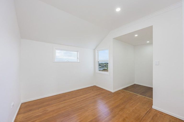 Photo of property in 241 Rodney Street, Wellsford, 0900