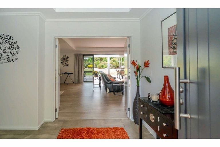 Photo of property in 37 Edkins Road, Kerikeri, 0230