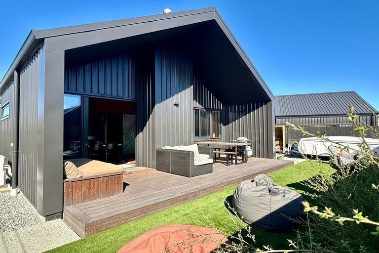 Photo of property in Northlake, 7 Cairnmuir Street, Wanaka, 9305