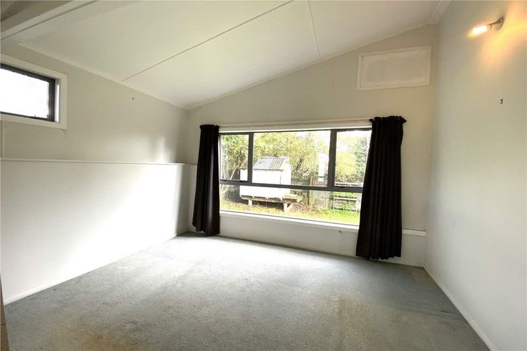 Photo of property in 304 Glengarry Road, Glen Eden, Auckland, 0602