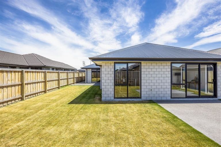 Photo of property in 5 Kotua Street, Woodend, 7610