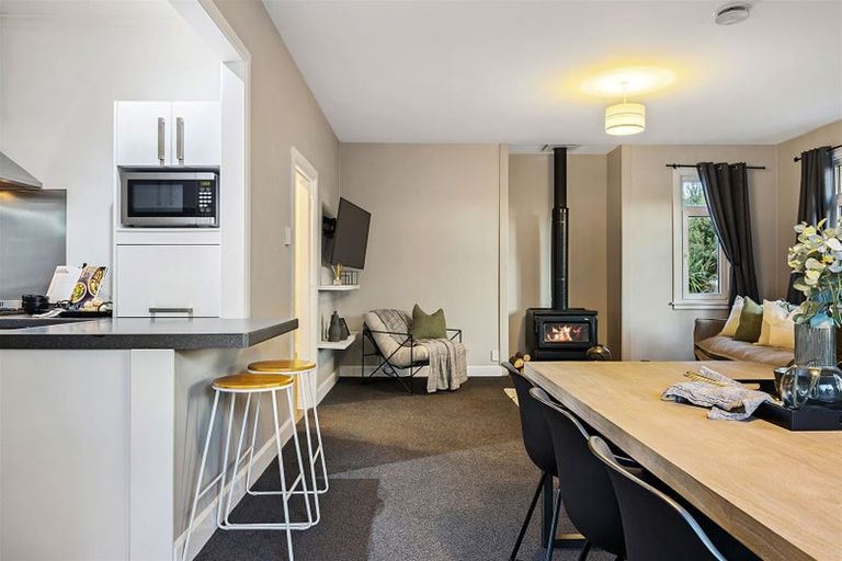 Photo of property in 27 Hastings Street, Southbridge, 7602