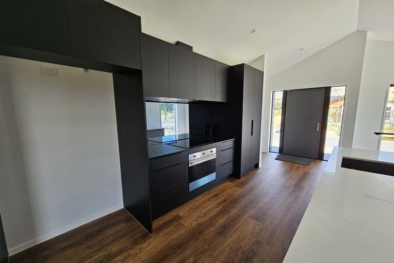 Photo of property in 32 Magnum Drive, Cromwell, 9310