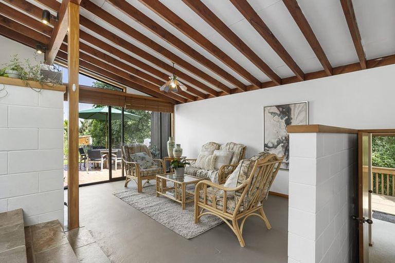 Photo of property in 35 Jacaranda Avenue, Beach Haven, Auckland, 0626