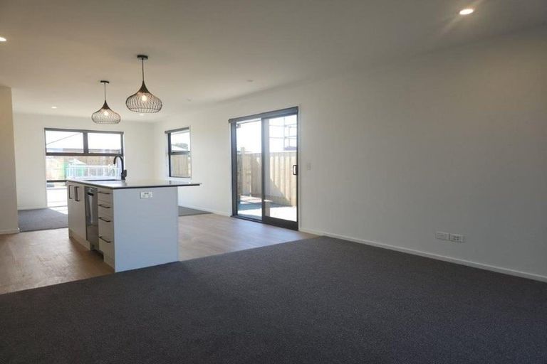 Photo of property in 14 Mehrtens Crescent, Woodend, 7691