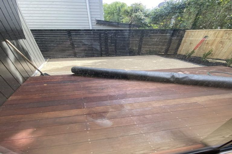 Photo of property in 24c Eban Avenue, Hillcrest, Auckland, 0627