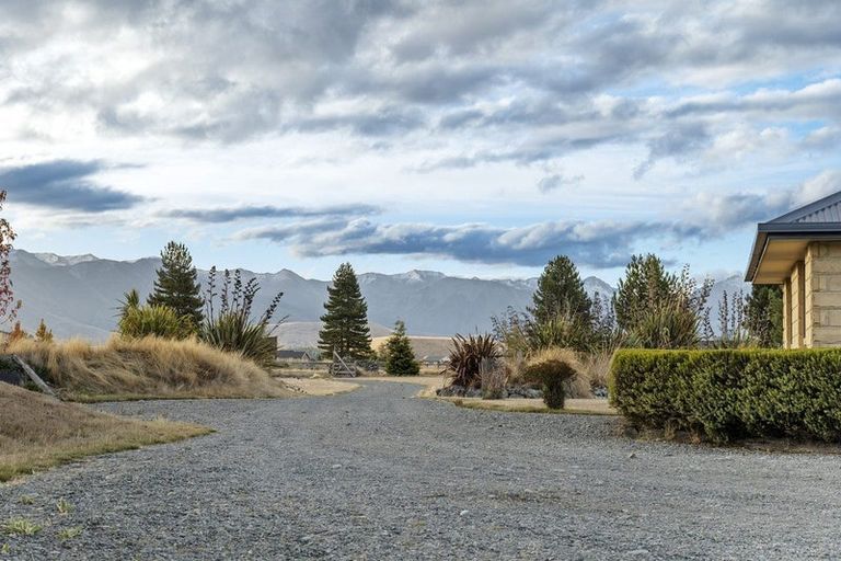 Photo of property in 87 Ostler Road, Twizel, 7901