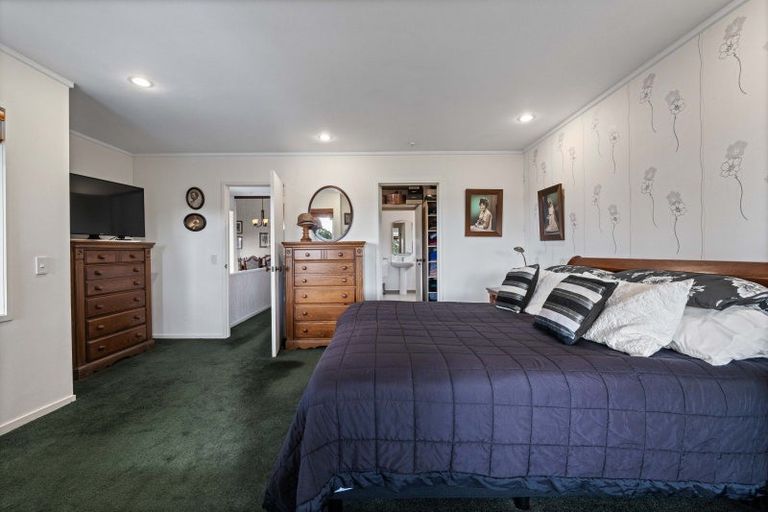 Photo of property in 21 Fillis Street, New Plymouth, 4310