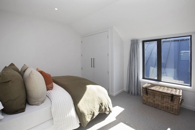 Photo of property in 86 Wairakei Road, Bryndwr, Christchurch, 8052