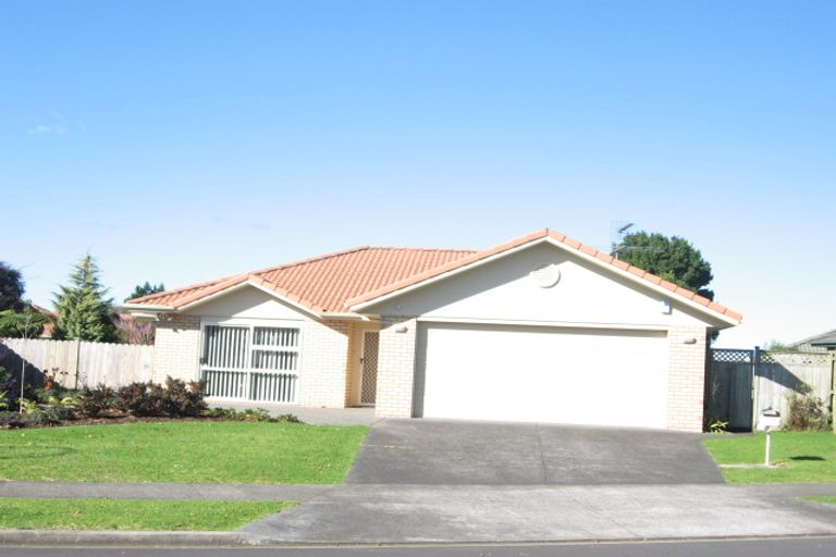 Photo of property in 14 Montilla Place, Manurewa, Auckland, 2102