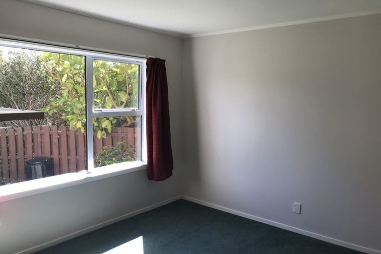 Photo of property in 41 Cranwell Street, Churton Park, Wellington, 6037
