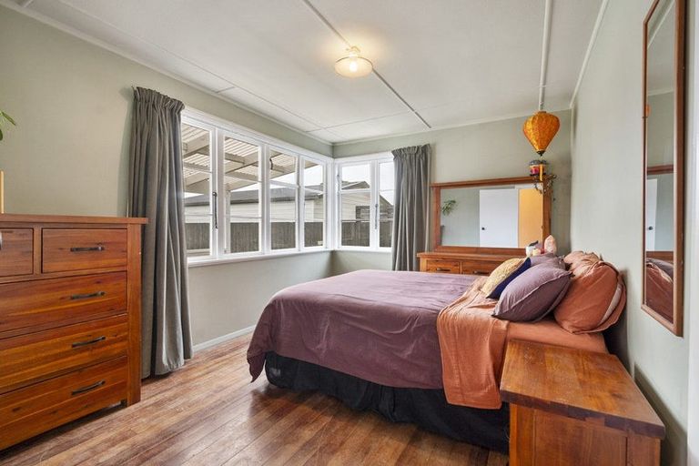 Photo of property in 20 Tweed Street, Roslyn, Palmerston North, 4414