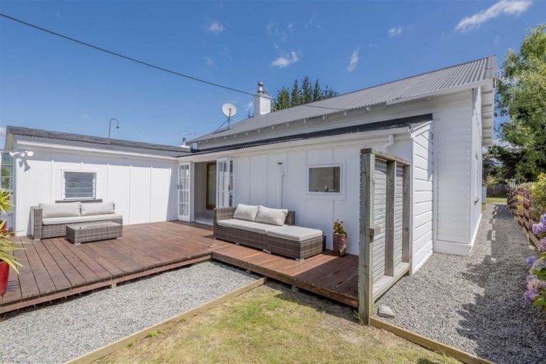 Photo of property in 56b Rahui Road, Otaki, 5512