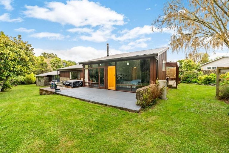 Photo of property in 5 Paton Street, Maymorn, Upper Hutt, 5018