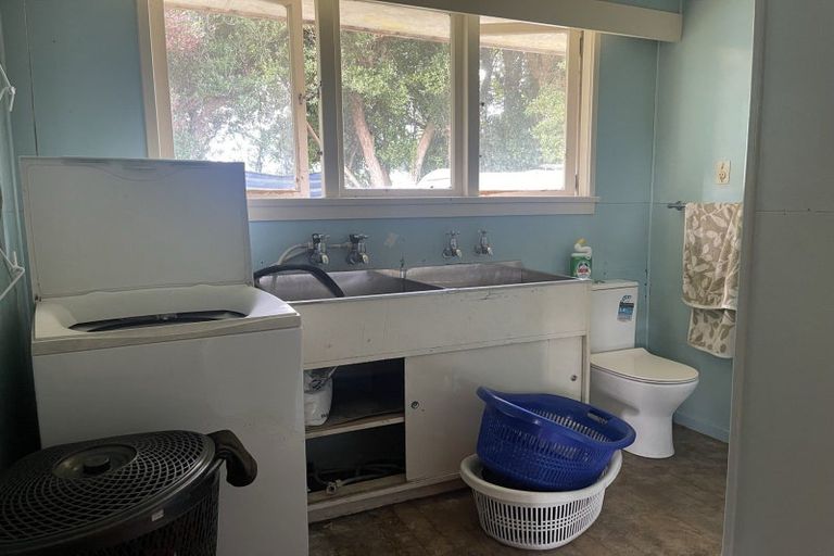 Photo of property in 9 Neill Road, Tokanui, 9884