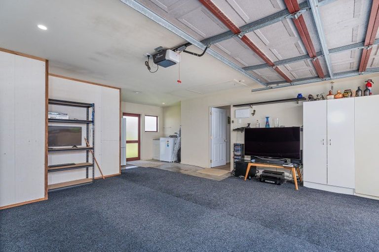 Photo of property in 8 Oribi Place, Whitianga, 3510