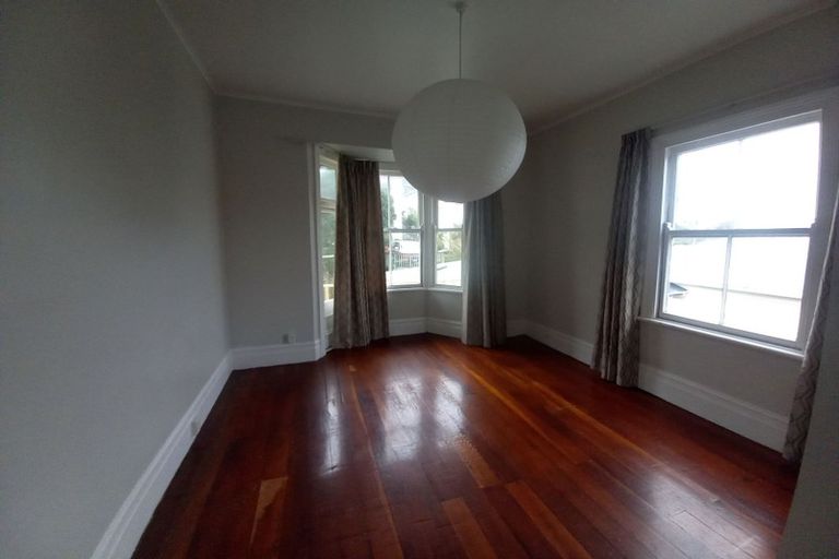 Photo of property in 41 Hawker Street, Mount Victoria, Wellington, 6011