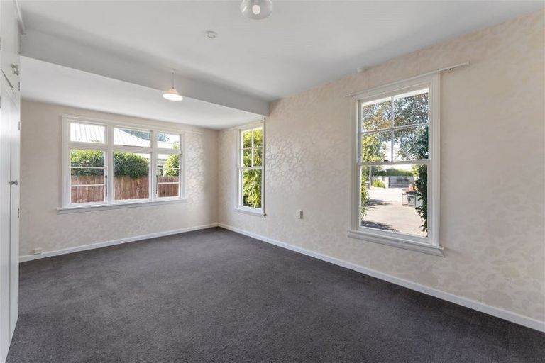 Photo of property in 71 Glandovey Road, Fendalton, Christchurch, 8052