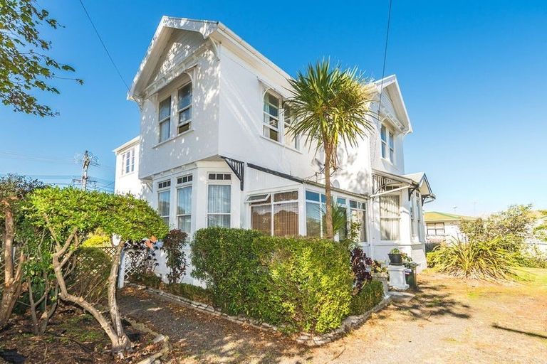 Photo of property in 11 Carlton Avenue, Gonville, Wanganui, 4501