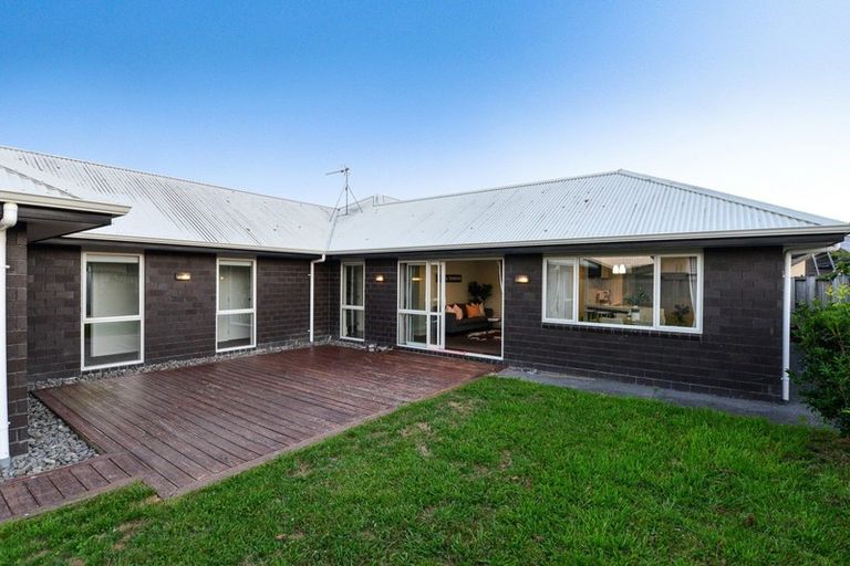 Photo of property in 5 Astelia Lane, Rototuna North, Hamilton, 3210