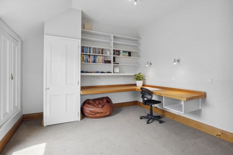 Photo of property in 29 Granville Terrace, Belleknowes, Dunedin, 9011