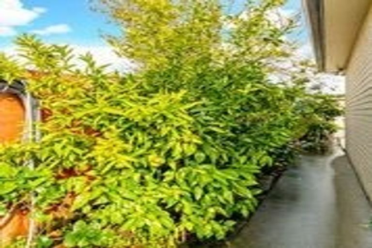 Photo of property in 43a Gray Avenue, Mangere East, Auckland, 2024