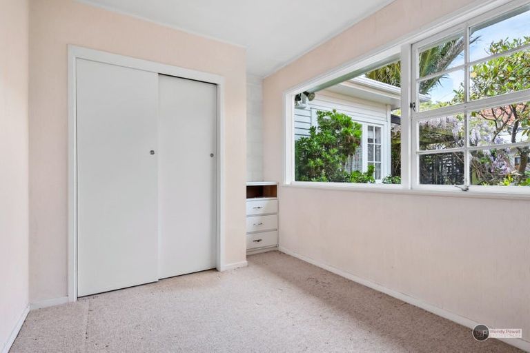 Photo of property in 12 Penrose Street, Woburn, Lower Hutt, 5010
