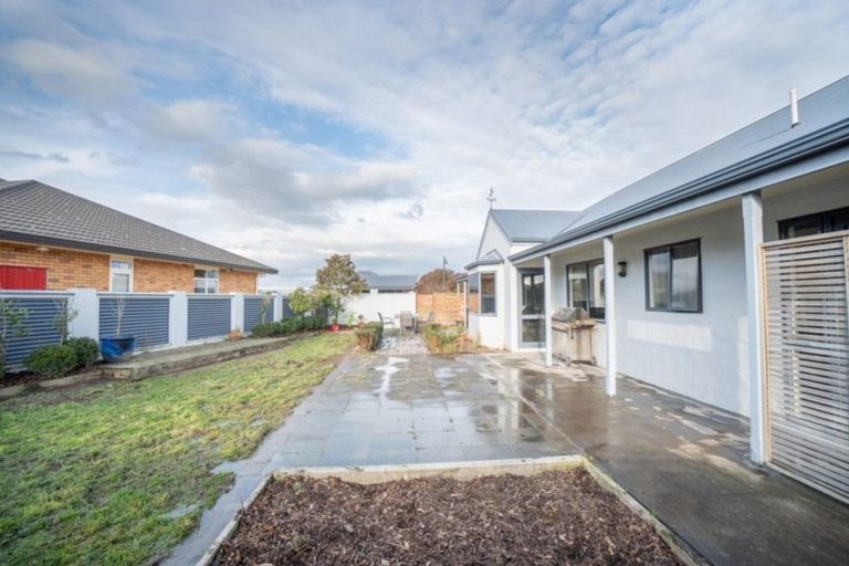 Photo of property in 29 Clearview Drive, Milson, Palmerston North, 4414
