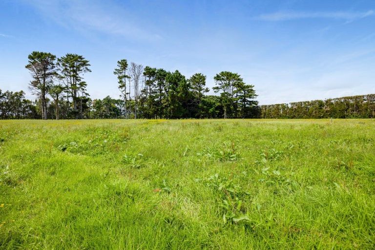 Photo of property in 51 Brown Road, Brixton, Waitara, 4382