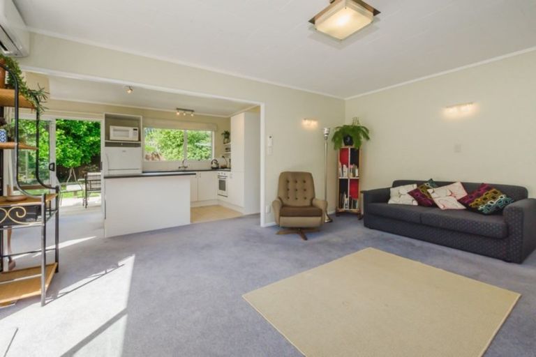 Photo of property in 3a Arthur Grove, Waikanae, 5036