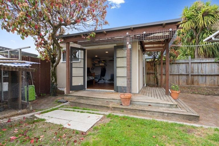 Photo of property in 2/6 Dorset Street, Richmond, 7020