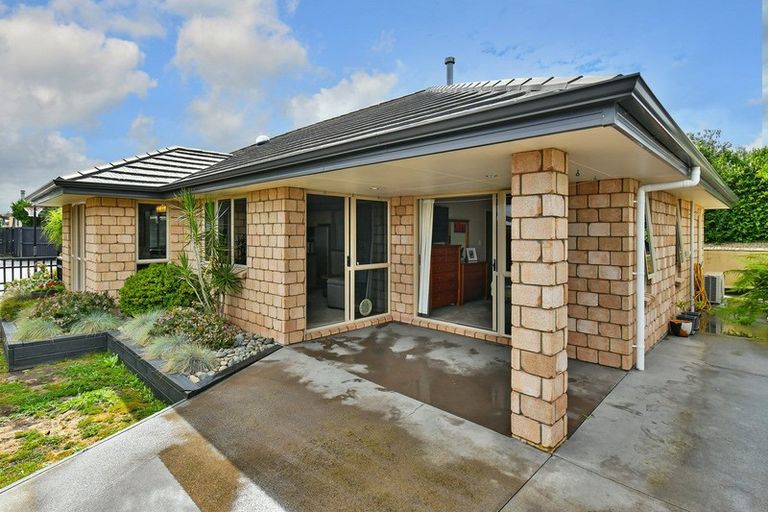 Photo of property in 4a Shirley Avenue, Papakura, 2110