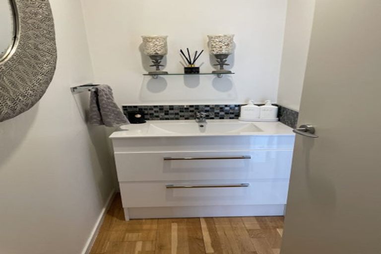 Photo of property in 27/1 Centennial Drive, Whitianga, 3510