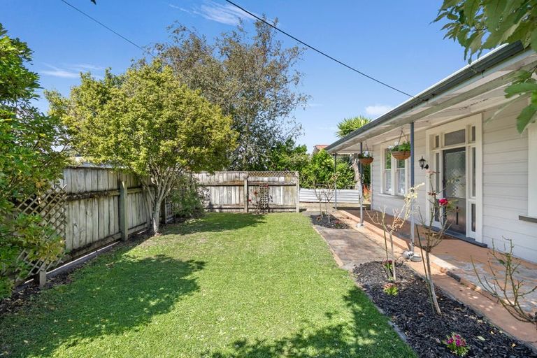 Photo of property in 11 Spier Street, Aramoho, Whanganui, 4500
