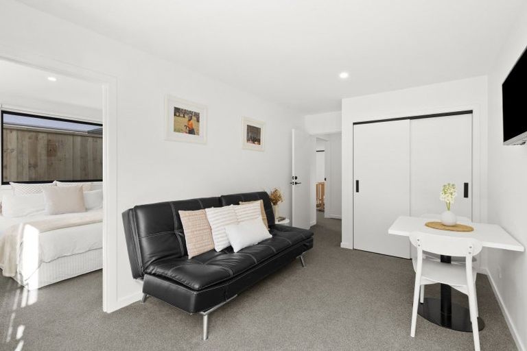 Photo of property in 43 Spur Ridge Rise, Jacks Point, 9371