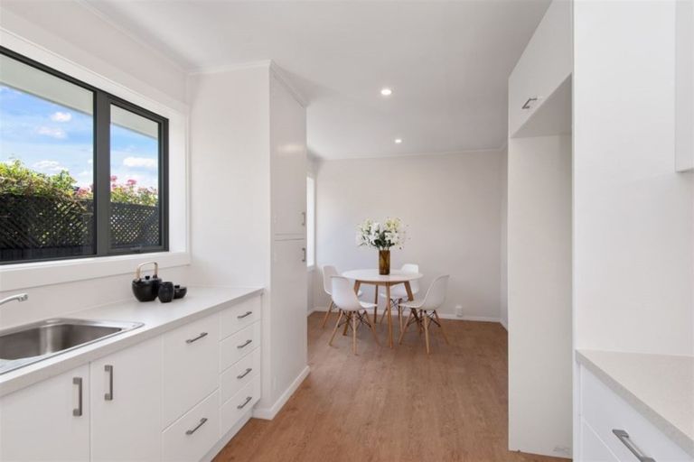 Photo of property in 1/55 Mcfaddens Road, St Albans, Christchurch, 8052