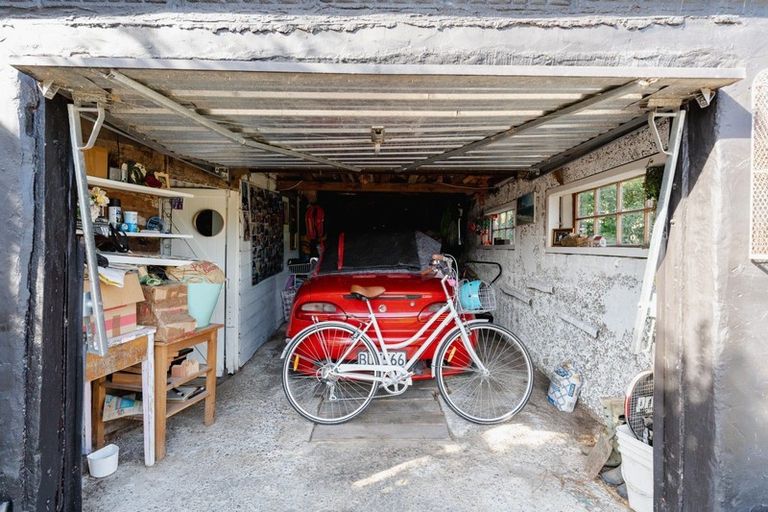 Photo of property in 16 Boundary Street, Purakaunui, Port Chalmers, 9081