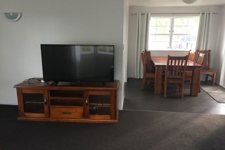 Photo of property in 27 Montclair Rise, Browns Bay, Auckland, 0630