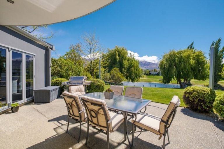 Photo of property in 9 Quartz Lane, Mount Pisa, Cromwell, 9383