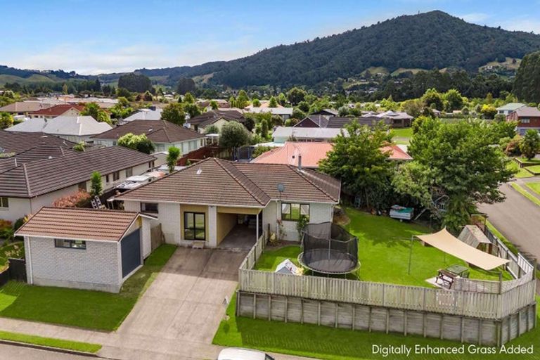 Photo of property in 1 Bullmore Place, Pukehangi, Rotorua, 3015